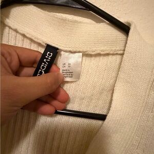 Cream Ribbed V-Neck Cardigan - XS